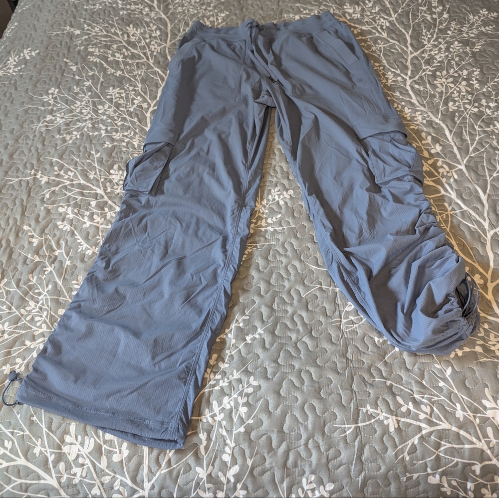Lululemon Dance Studio Mid Rise Cargo Pants Size L - Picture 7 of 7